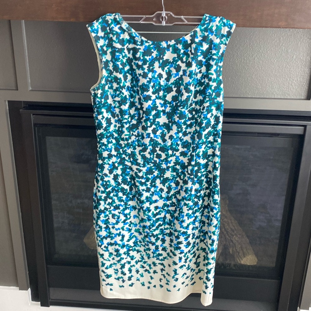 Ann Taylor size 8T cream/blue/green floral sheath dress
